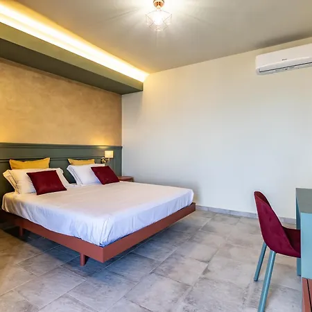 Domus Mea Apartment