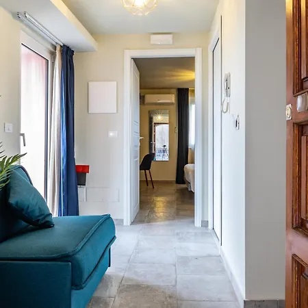 Domus Mea Apartment