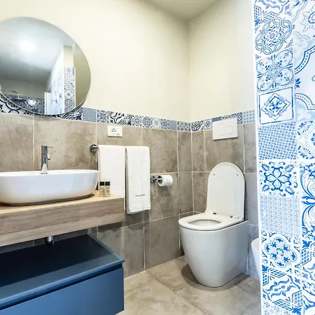 Domus Mea Apartment *