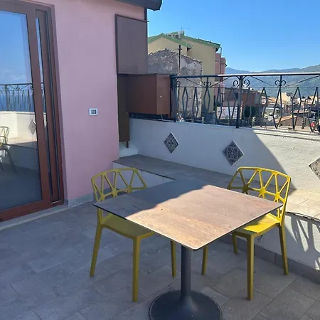 Apartment Domus Mea Forza d'Agro